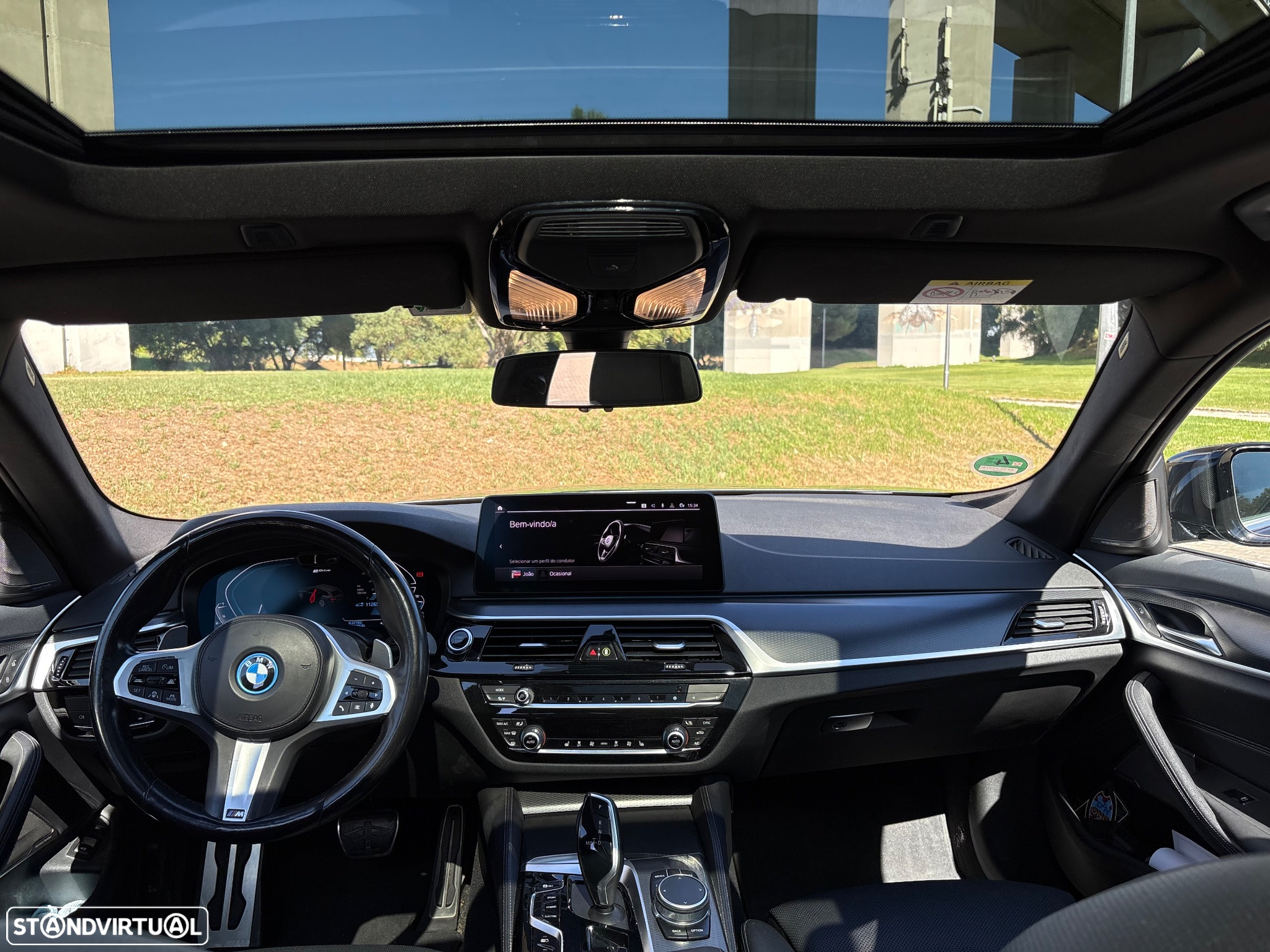 BMW 530 e Pack Desportivo M - 9