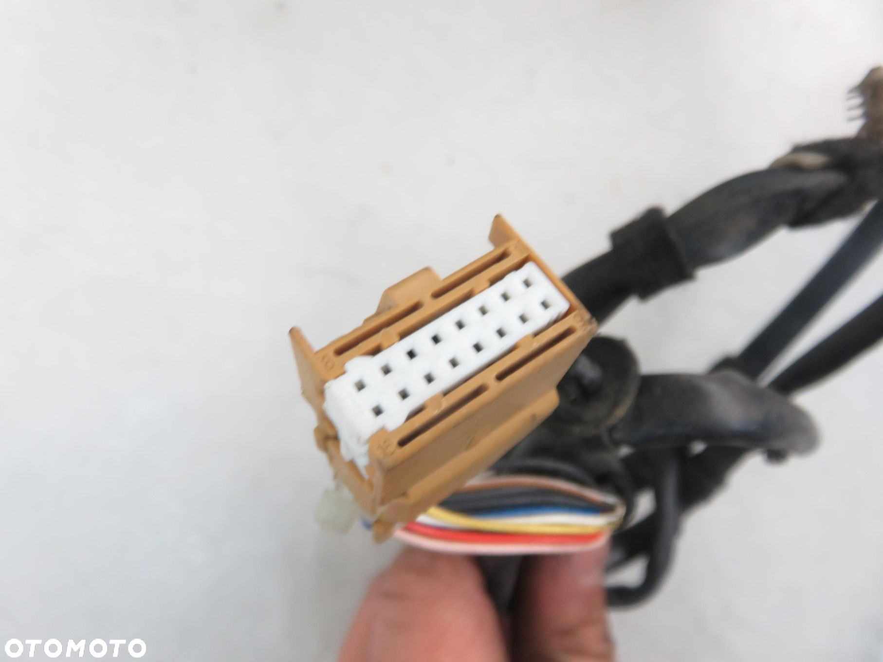 LUSTERKO PRAWE AUDI A4 B7 10 PIN - 4