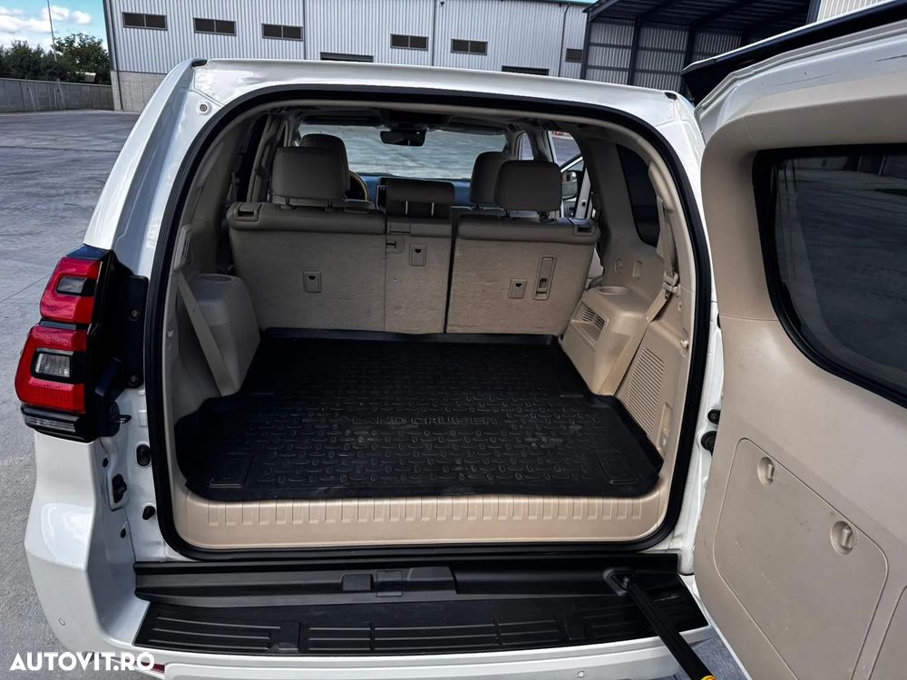 Toyota Land Cruiser 2.8 D-4D Automatik - 10