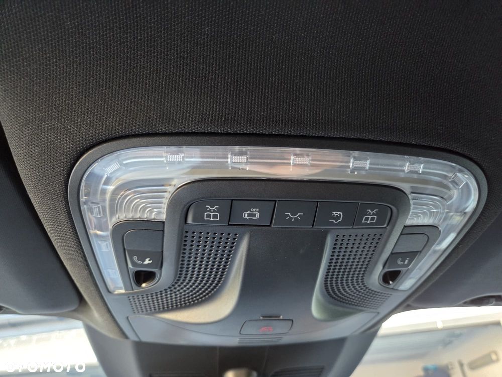 Mercedes-Benz Klasa V 300 d 4-Matic Avantgarde 9G-Tronic (d³ugi) - 27