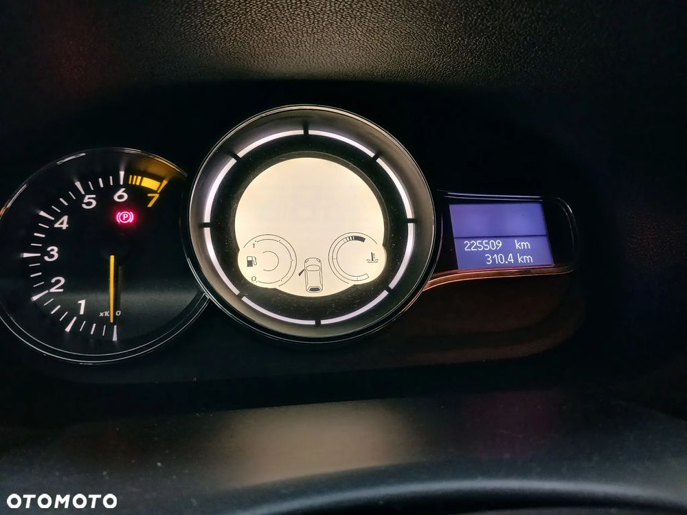 Renault Megane - 11