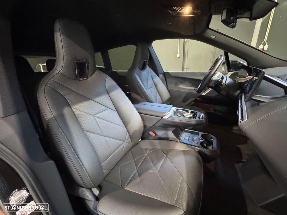 BMW iX xDrive 40 Pack Desportivo - 49