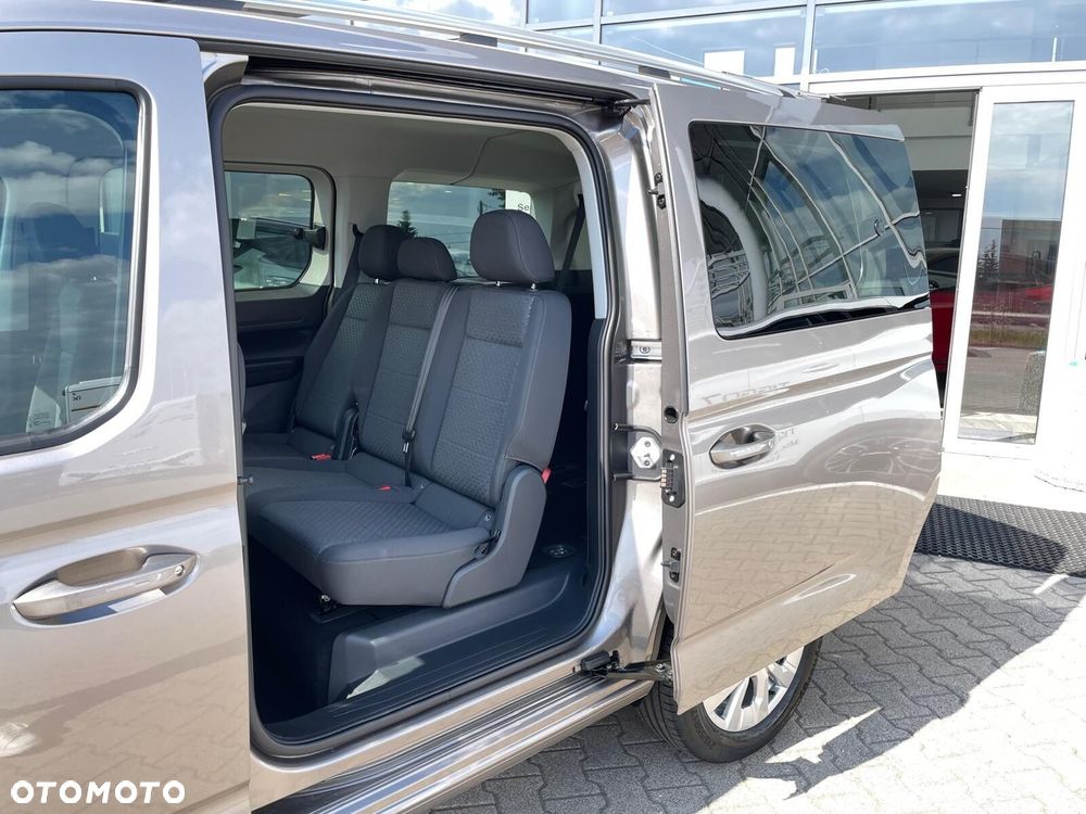 Ford Tourneo Connect - 10