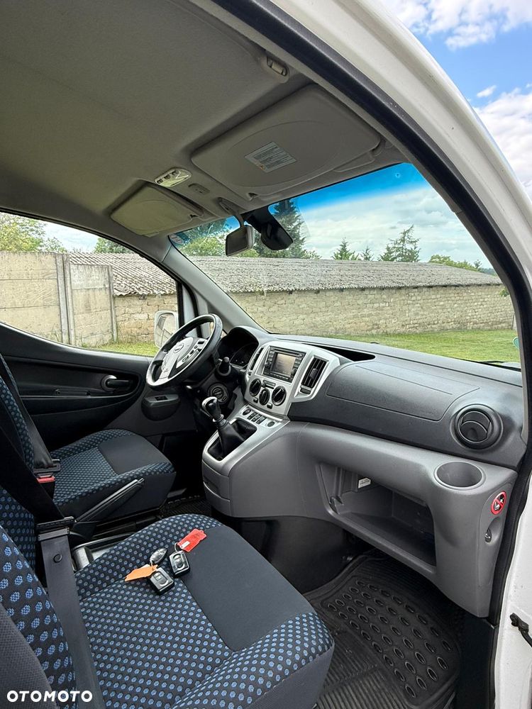 Nissan NV200 Combi 7os - 17