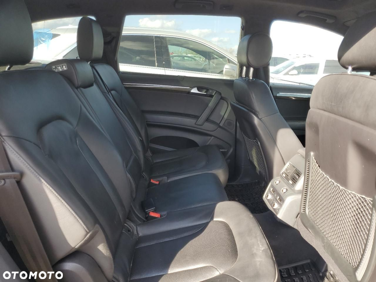 Audi Q7 - 10