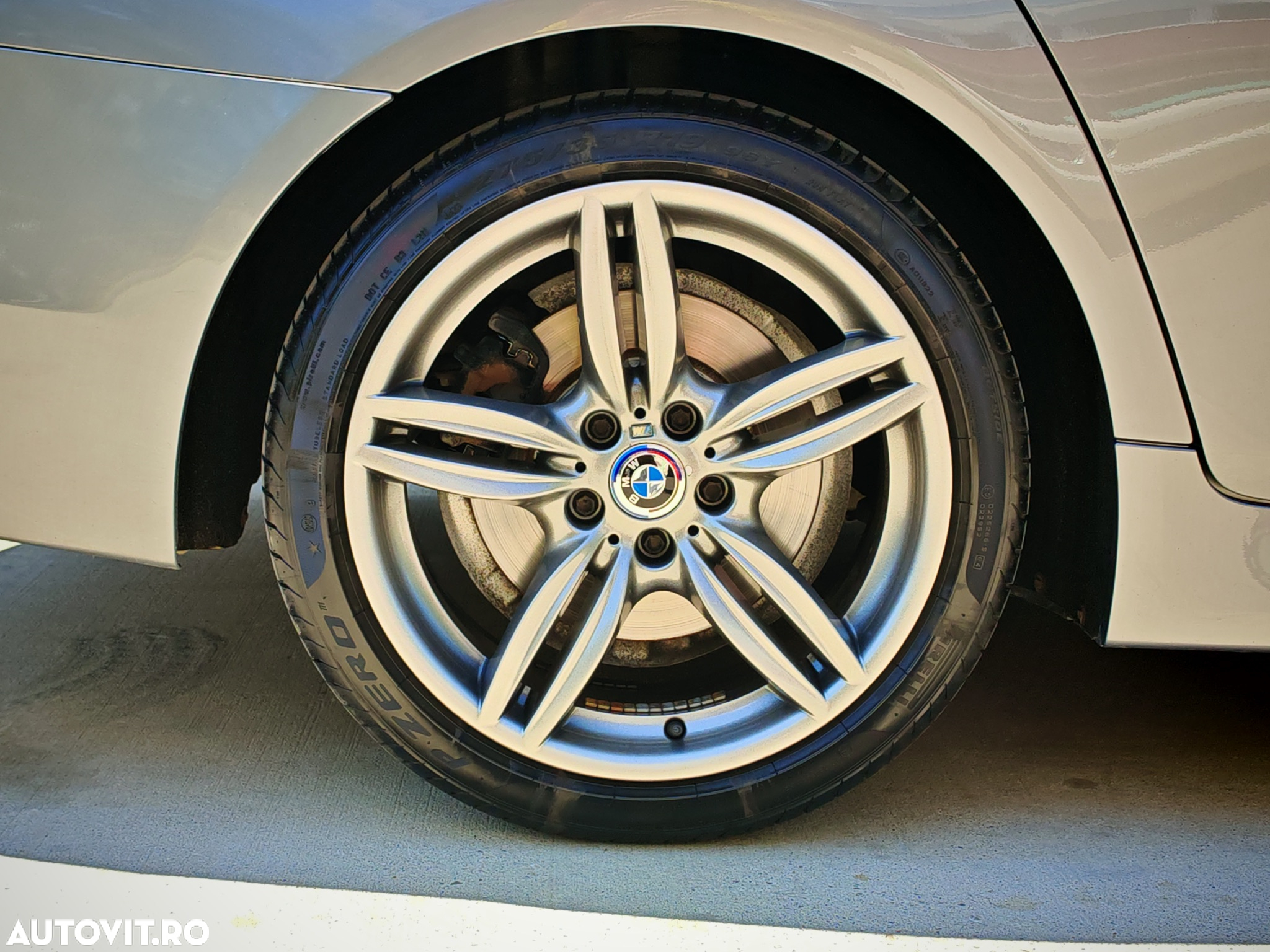 BMW Seria 5 525d xDrive AT - 23