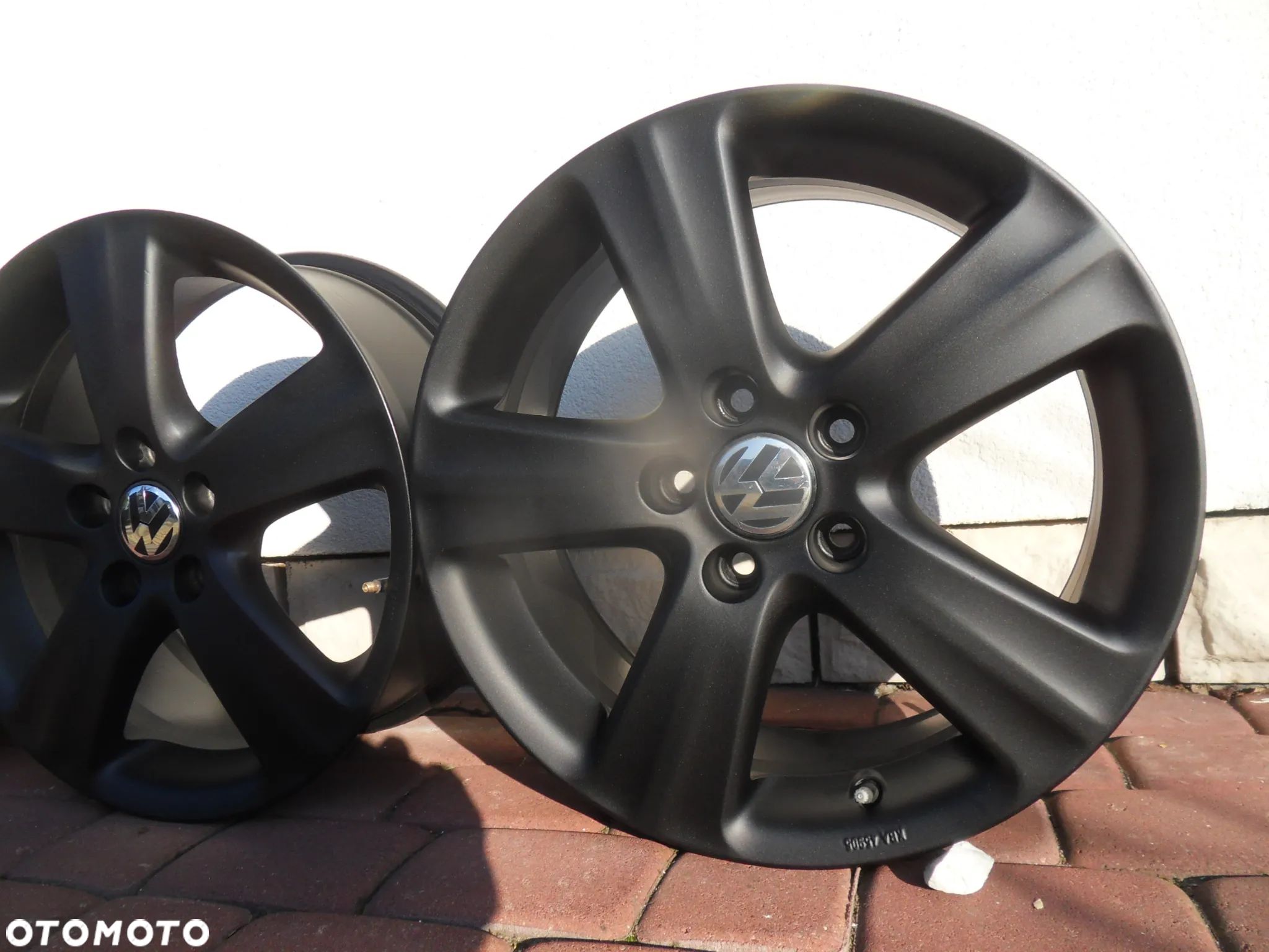 Felgi 17'' 5x112 VW Golf Passat Touran Jetta Caddy Skoda Octavia Audi A4 Seat Leon - 1