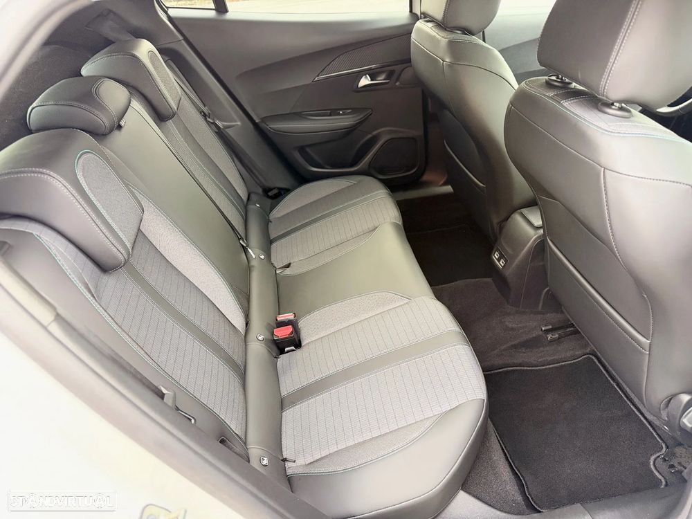 Peugeot e-2008 50 kWh Allure Pack - 13