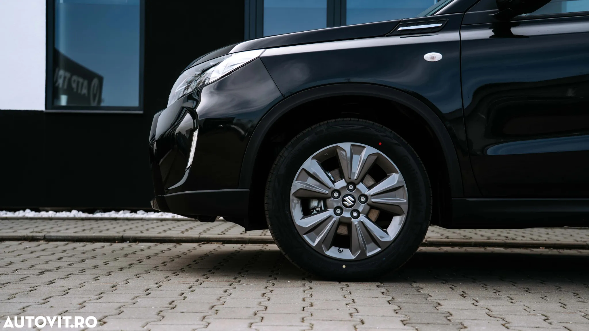 Suzuki Vitara 1.4 Boosterjet MHEV Passion - 4