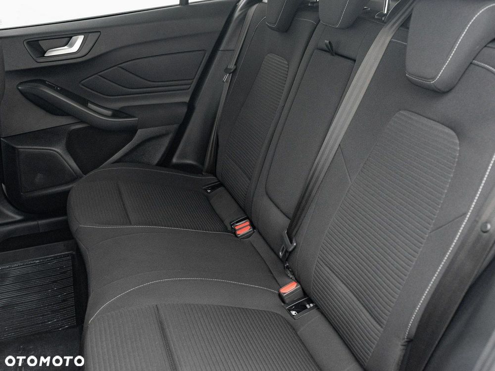 Ford Focus - 29