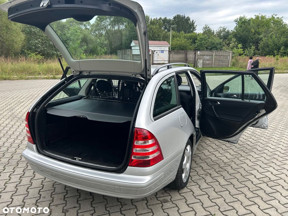 Mercedes-Benz Klasa C - 23