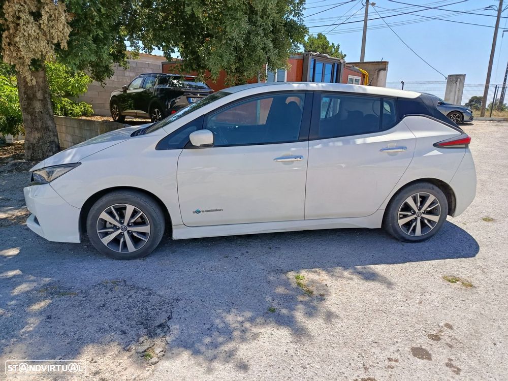 Nissan Leaf - 5