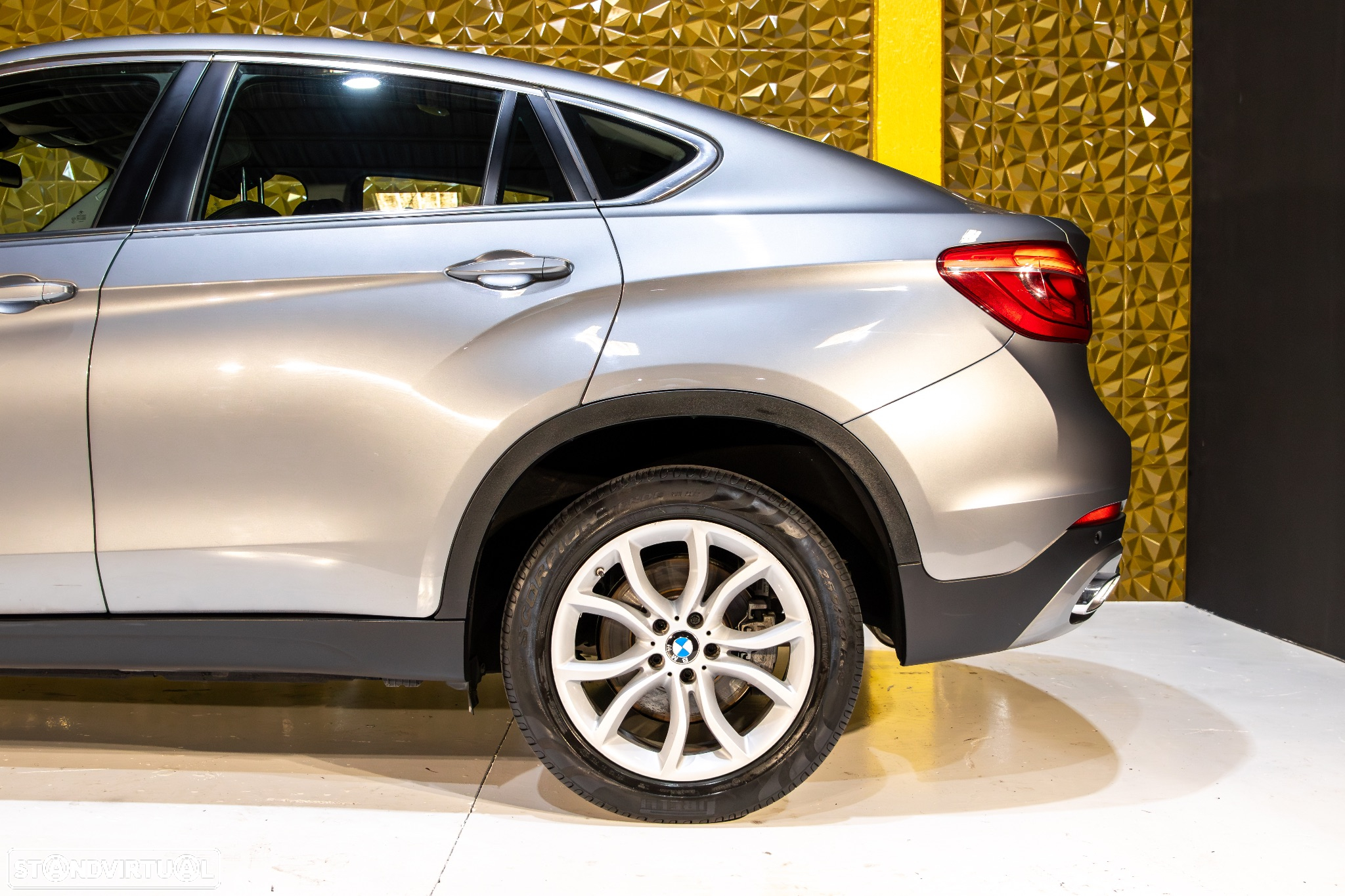 BMW X6 40 d xDrive - 8