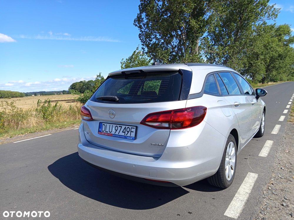 Opel Astra - 4