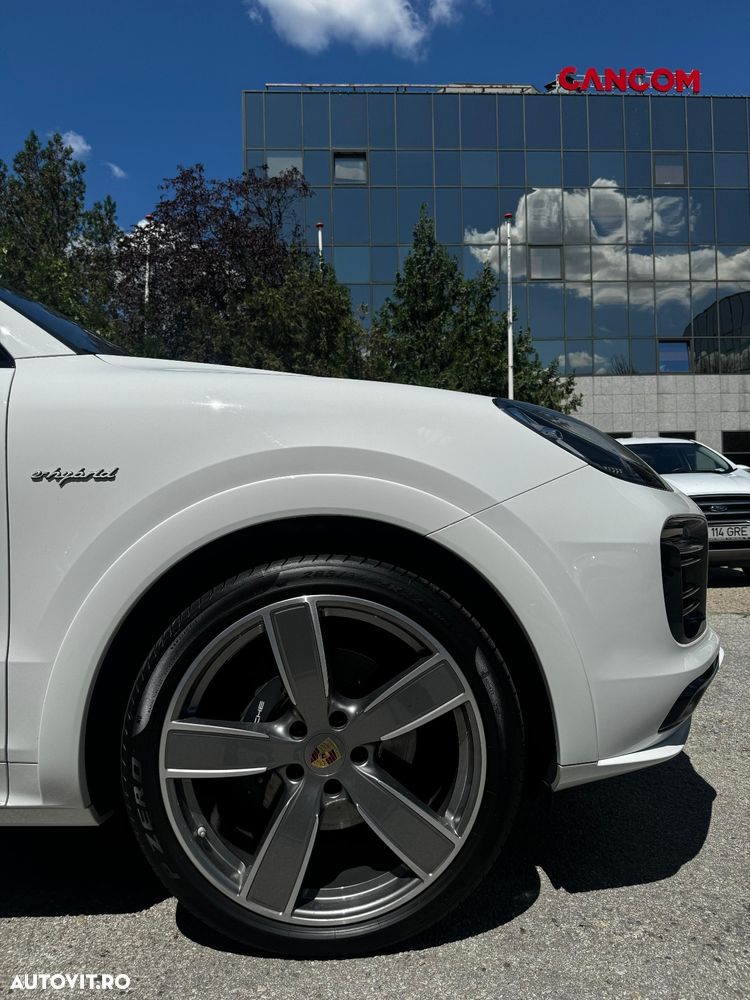 Porsche Cayenne Tiptronic S Platinum Edition - 3
