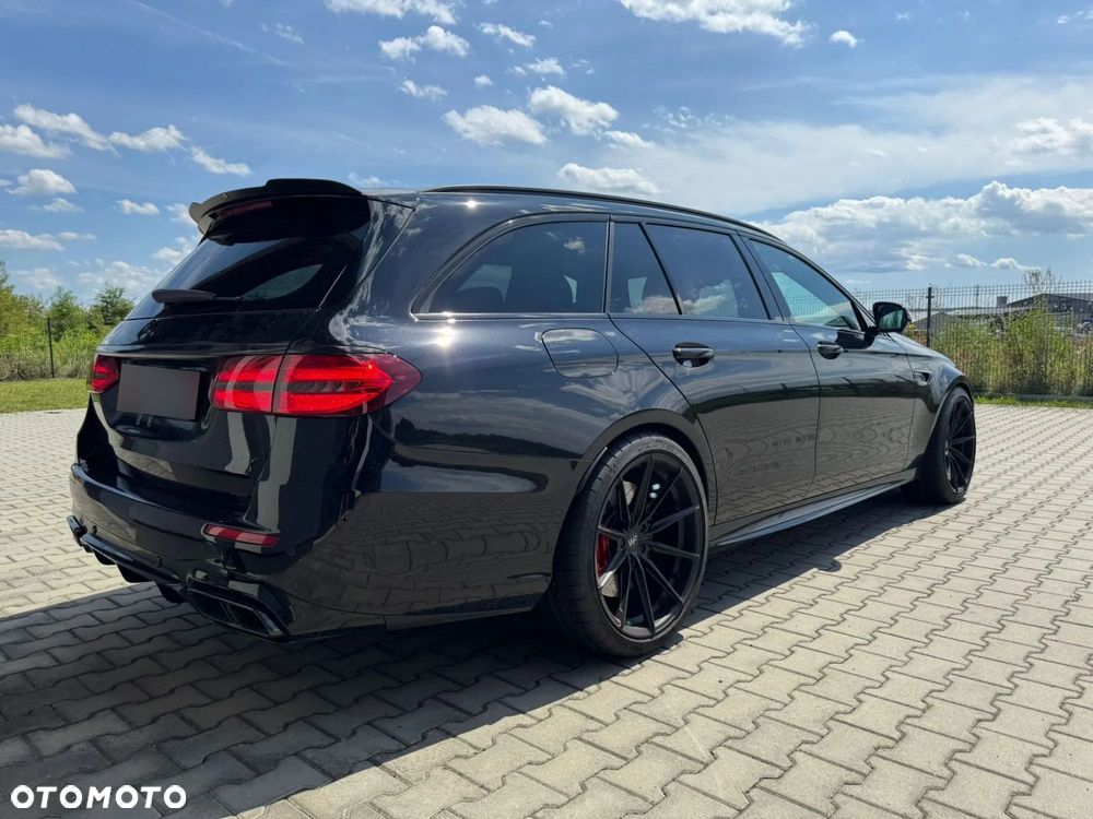 Mercedes-Benz Klasa E AMG 63 S 4Matic+ AMG Speedshift MCT-9G - 4