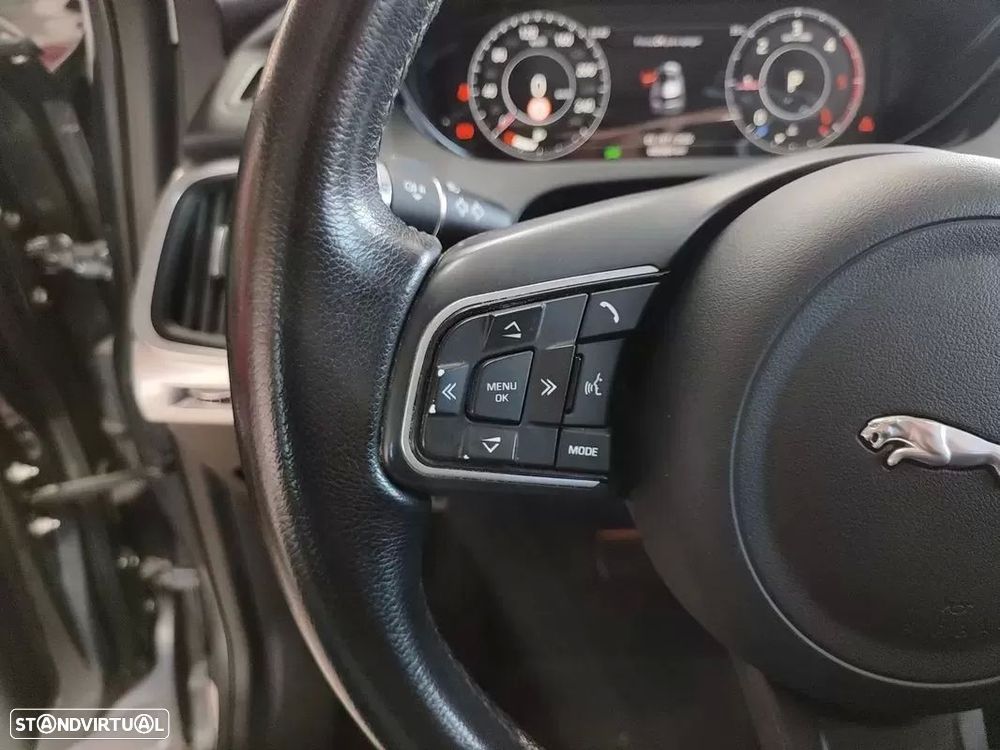 Jaguar E-Pace - 28