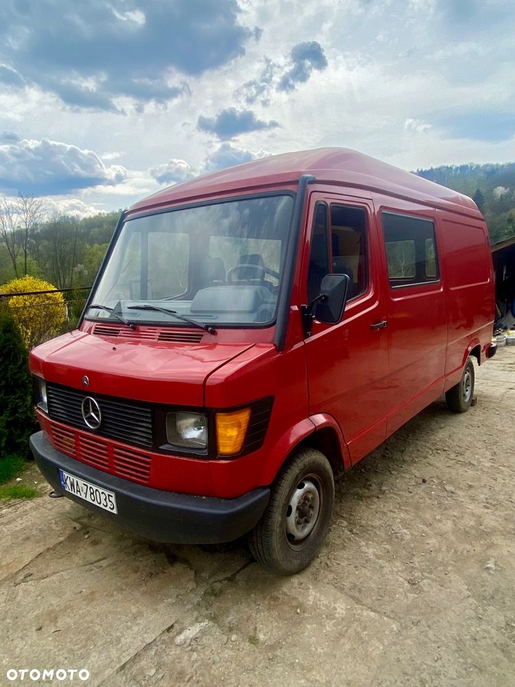Mercedes-Benz Sprinter - 1