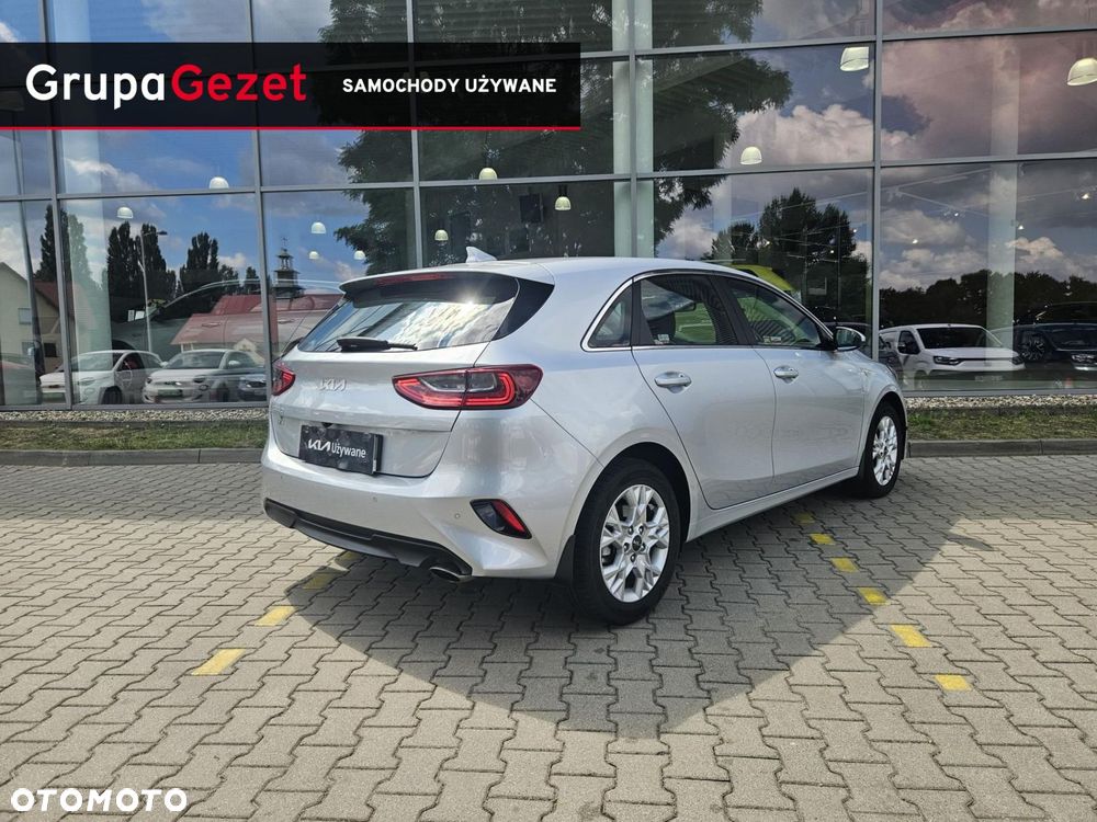 Kia Ceed - 7