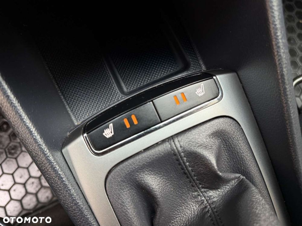 Kia Rio - 31