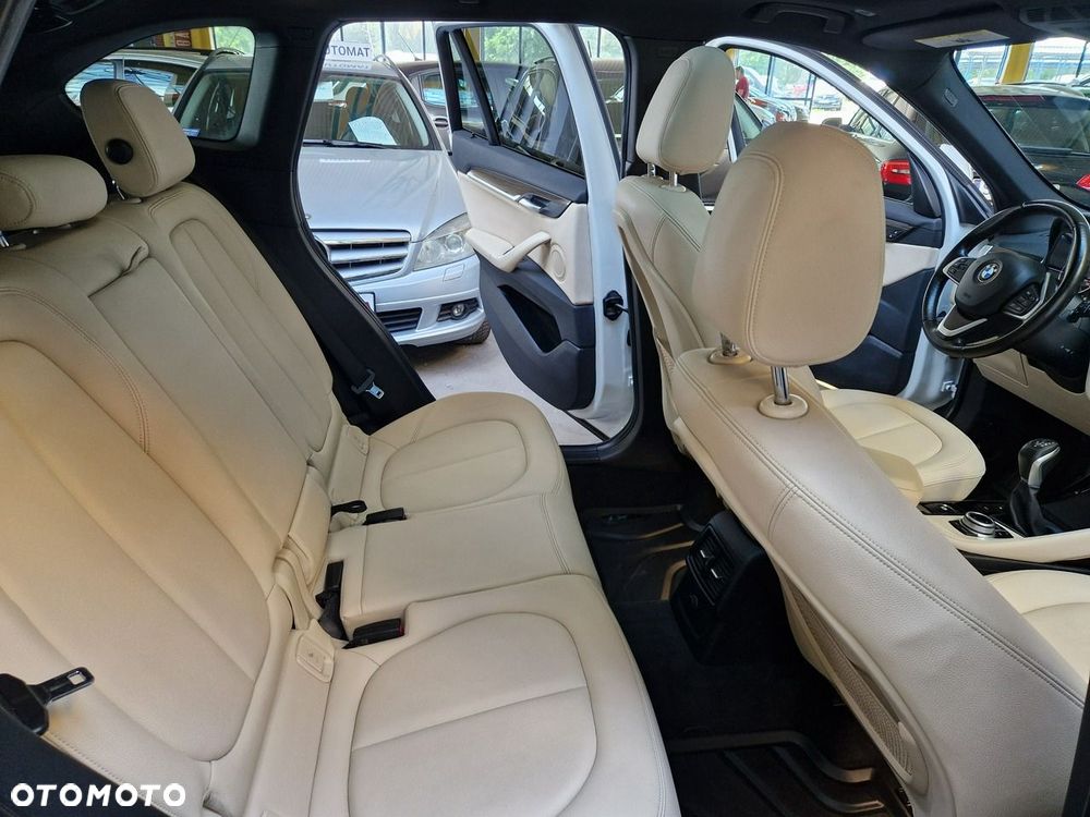 BMW X1 - 27