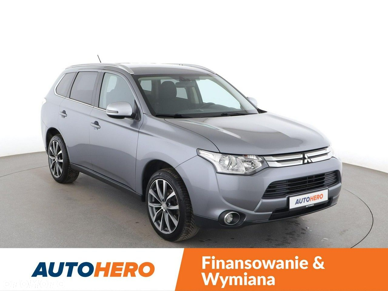 Mitsubishi Outlander - 10