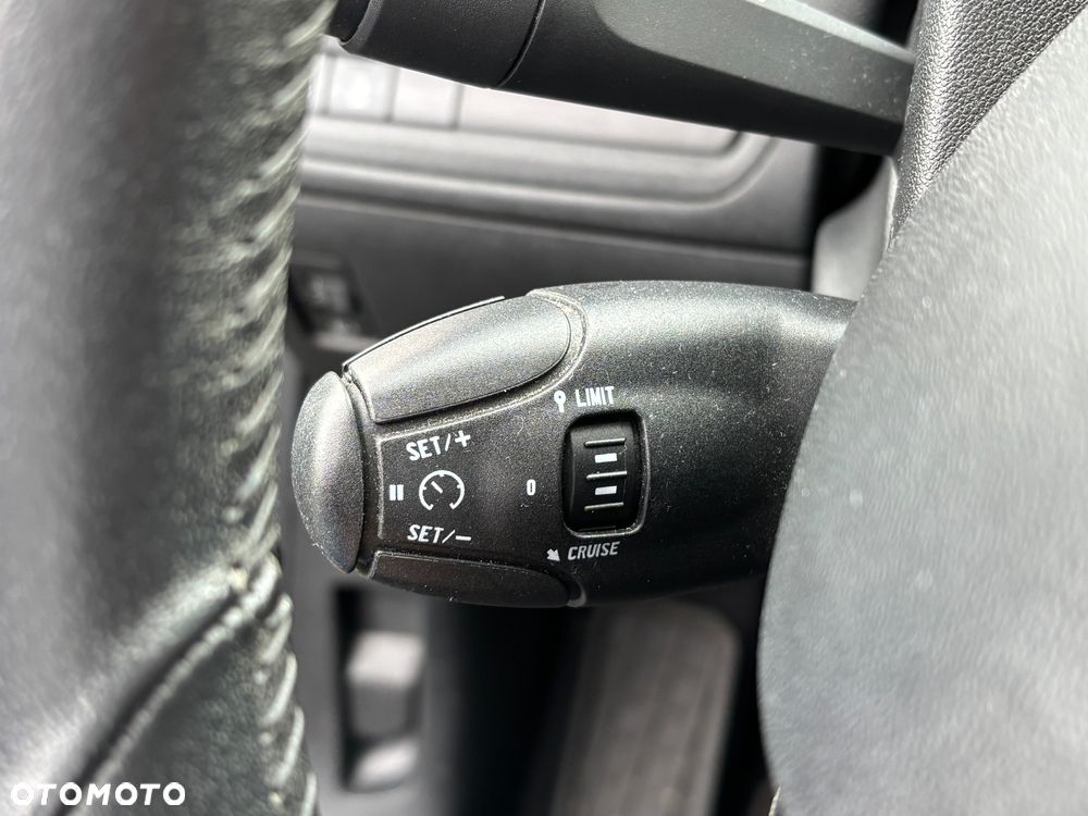 Peugeot 208 1.2 VTi Active - 15