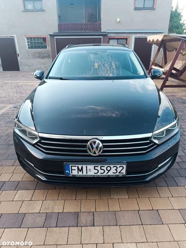 Volkswagen Passat - 2