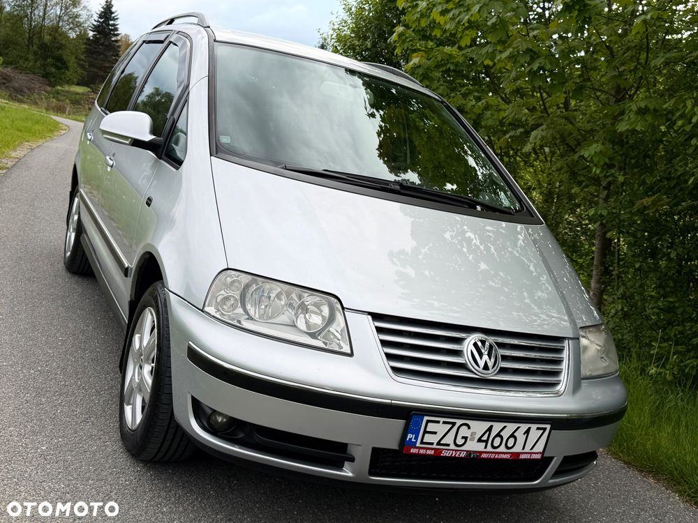 Volkswagen Sharan 1.9 TDI Comfortline Family - 21