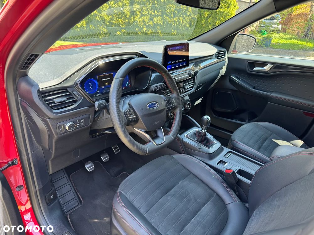 Ford Kuga 1.5 EcoBoost FWD ST-Line X - 9
