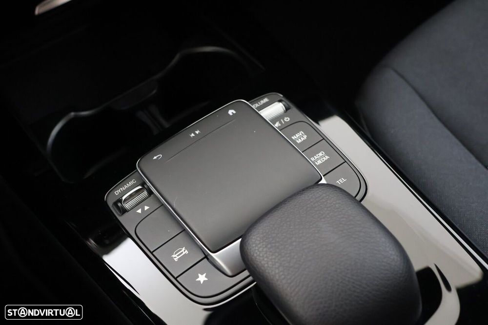 Mercedes-Benz CLA 180 d Style Plus Aut. - 40