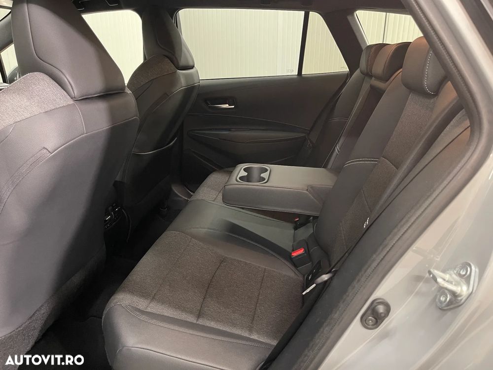 Toyota Corolla - 7