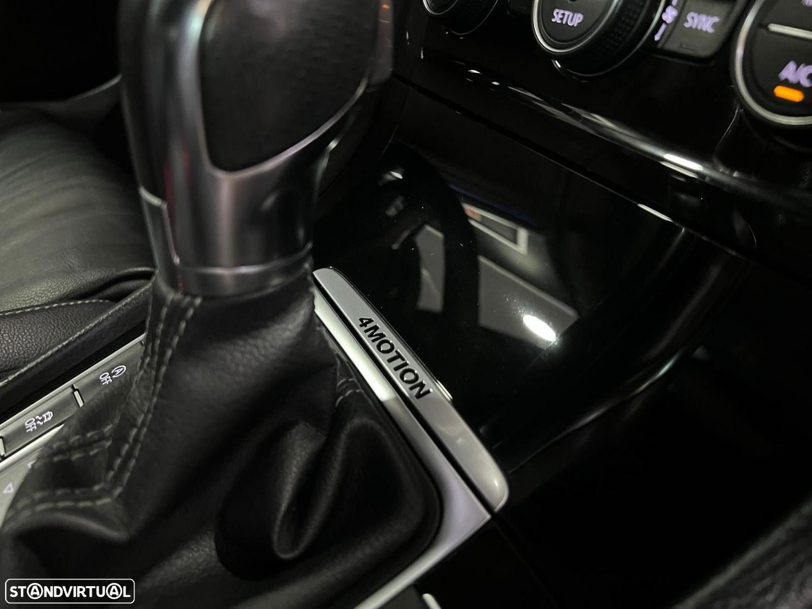 VW Golf 2.0 TSI R DSG - 24