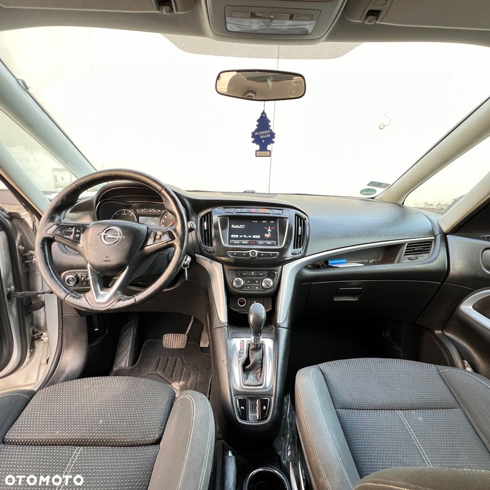 Opel Zafira 2.0 CDTI Enjoy - 13