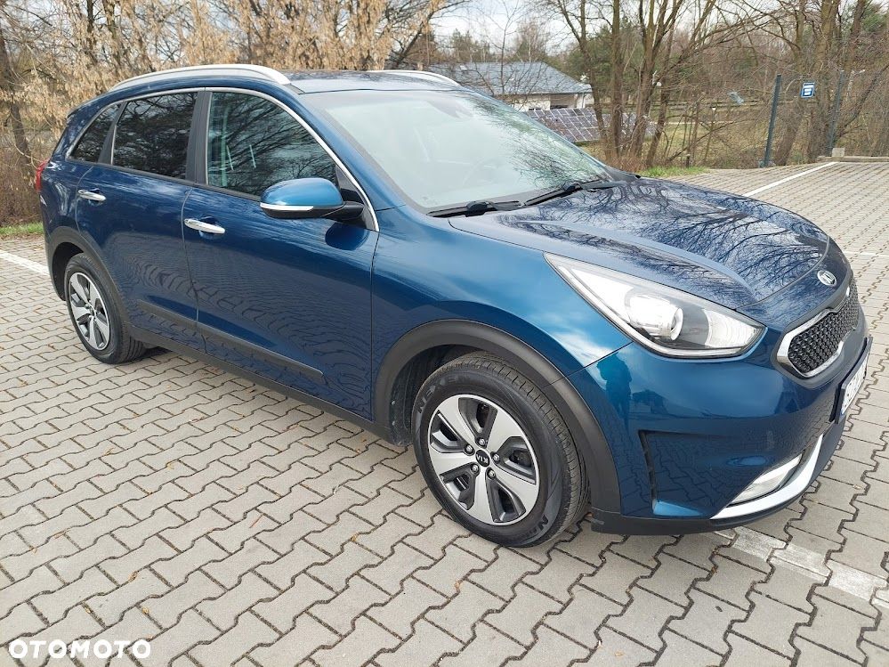 Kia Niro 1.6 GDI 2WD Vision - 1