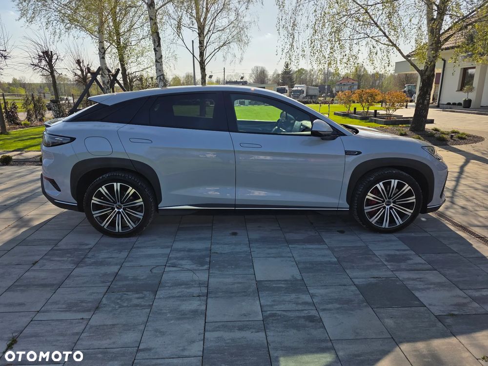BYD Sealion 7 - 12