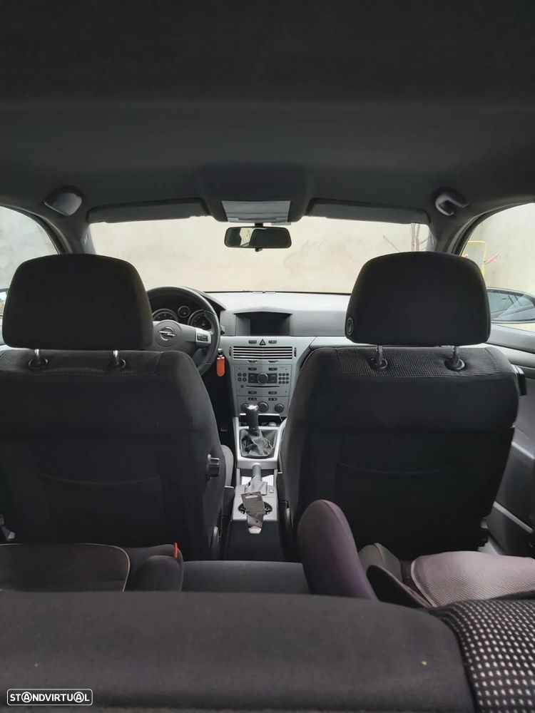 Opel Astra GTC 1.3 CDTI - 8