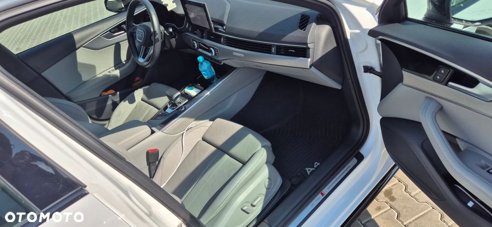 Audi A4 Limousine 45 TFSI quattro S tronic S line - 15