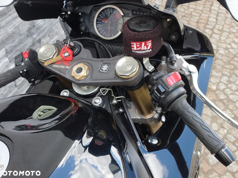 Suzuki GSX-R - 15