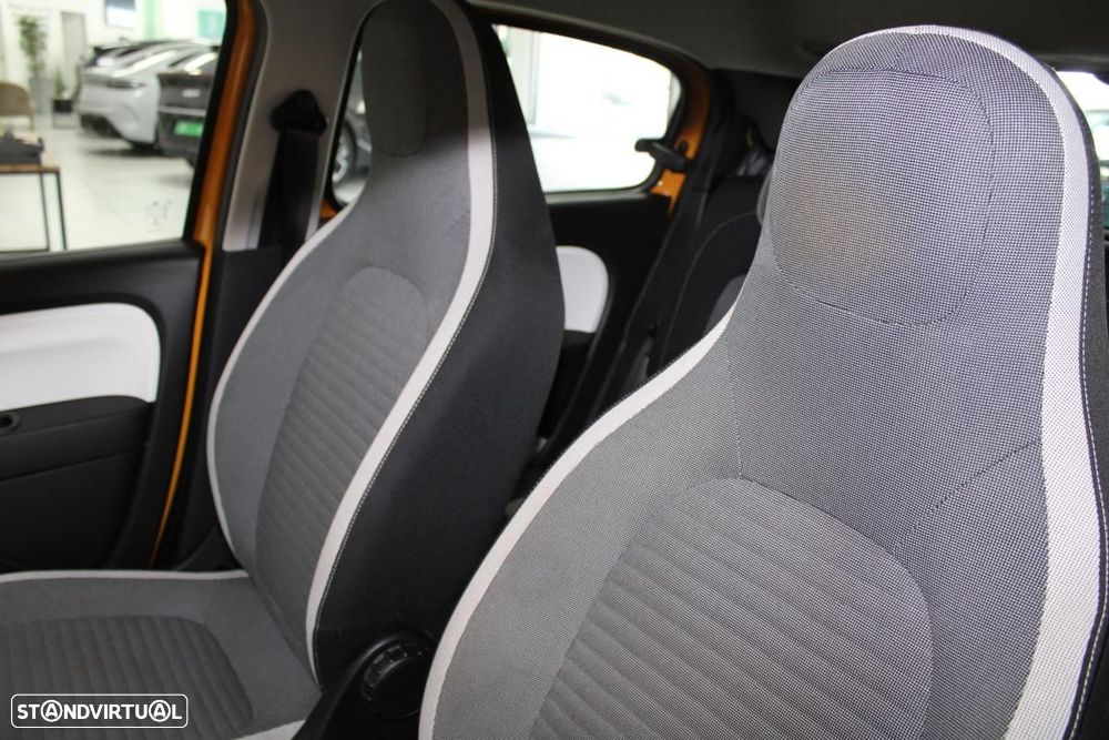 Renault Twingo Z.E. 22 Zen - 11