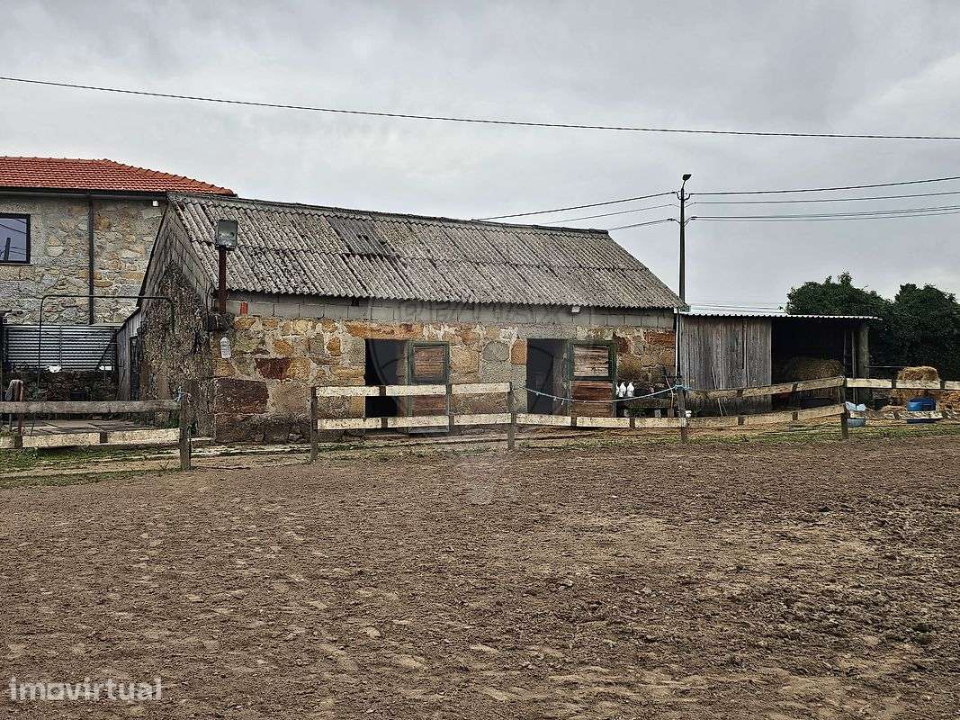 Moradia T2 para venda - Grande imagem: 2/12