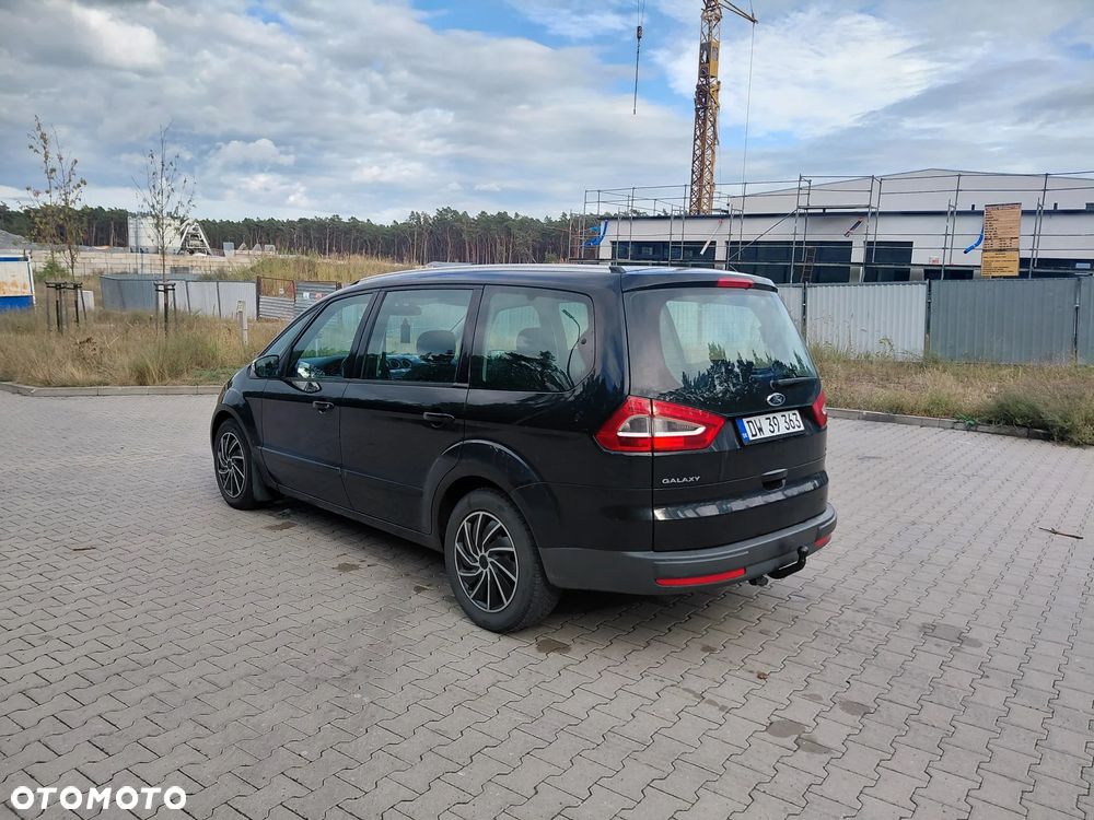 Ford Galaxy - 2