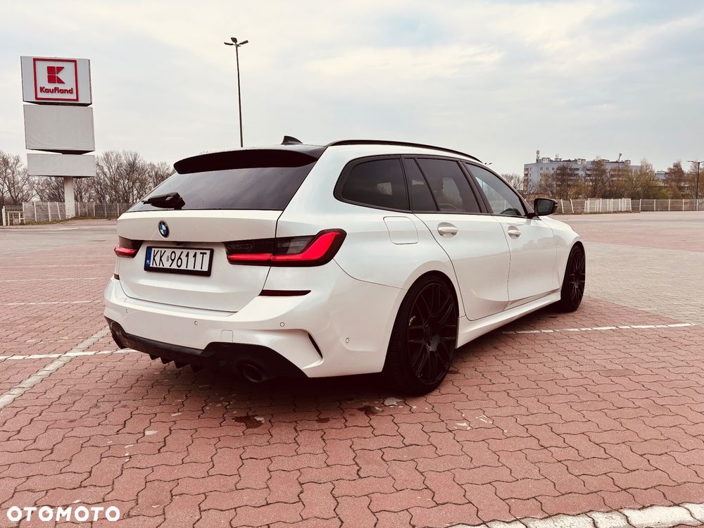 BMW Seria 3 330i xDrive M Sport sport - 4