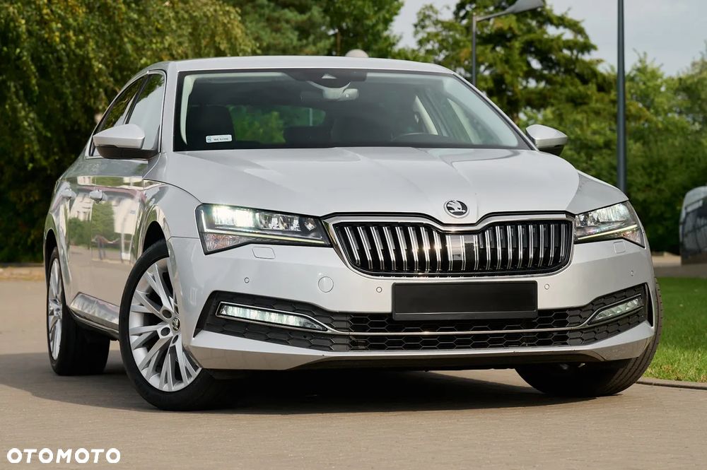 Skoda Superb 2.0 TDI SCR 4x4 Style DSG - 1