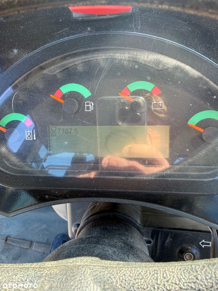 Caterpillar 908M - 14