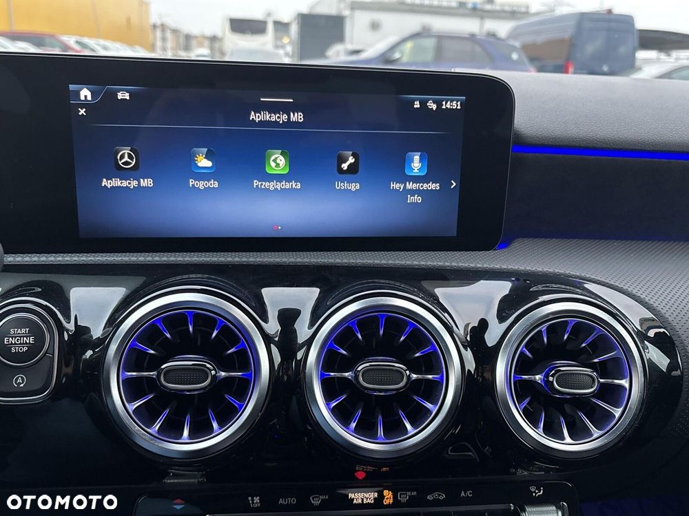 Mercedes-Benz Klasa A 200 AMG Line 7G-DCT - 28