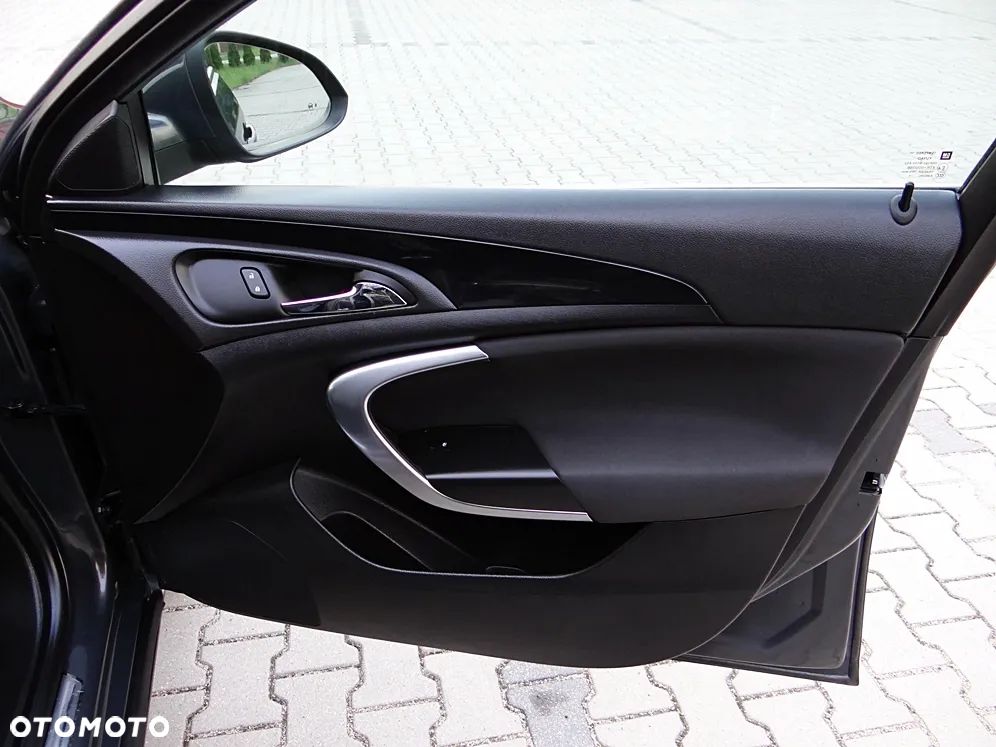 Opel Insignia 2.0 CDTI automatik Business Innovation - 27