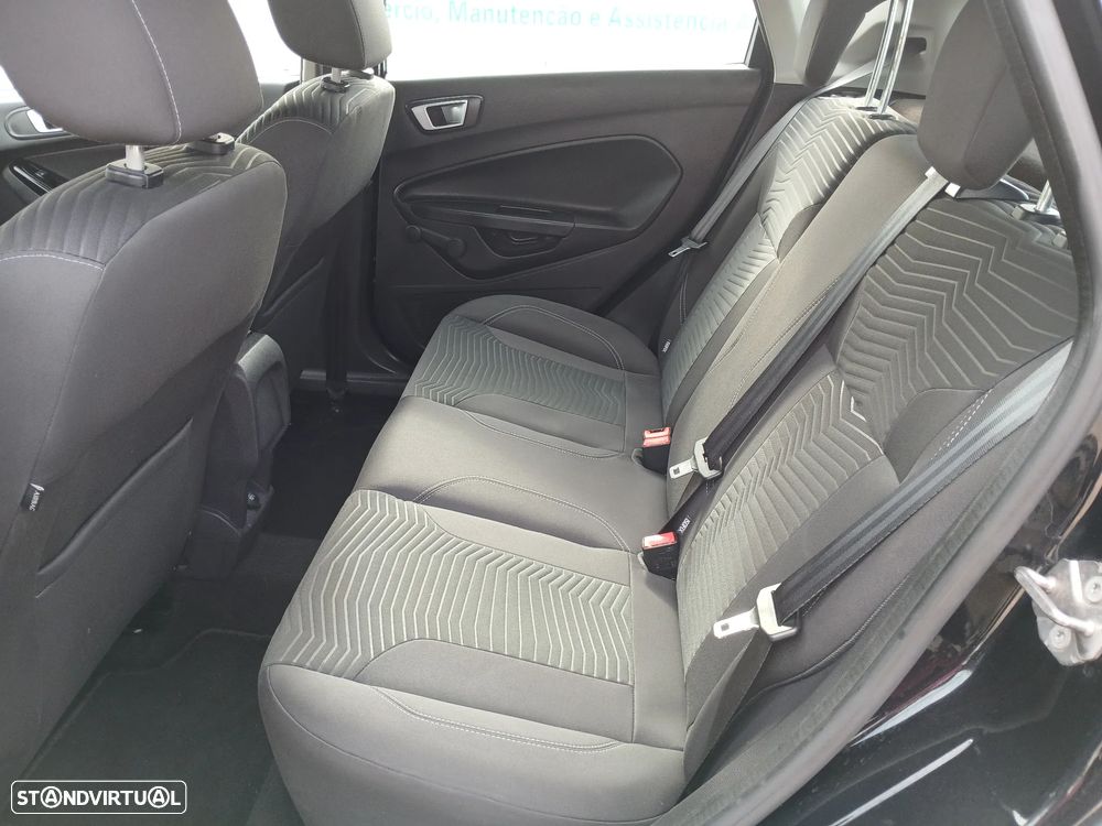 Ford Fiesta 1.0 T EcoBoost Titanium - 16