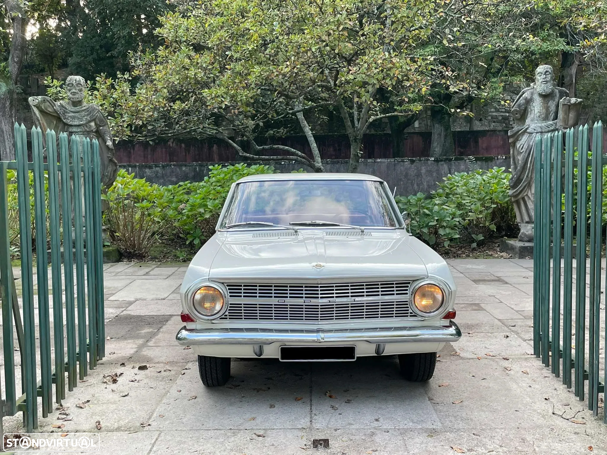 Opel Olympia Rekord 1700 Coupe - 31