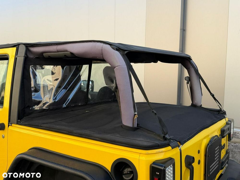 Jeep Wrangler - 19